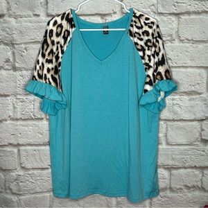 Emery Rose Short Sleeve Leopard Ruffle Blue Top‎  Women's Size XXL